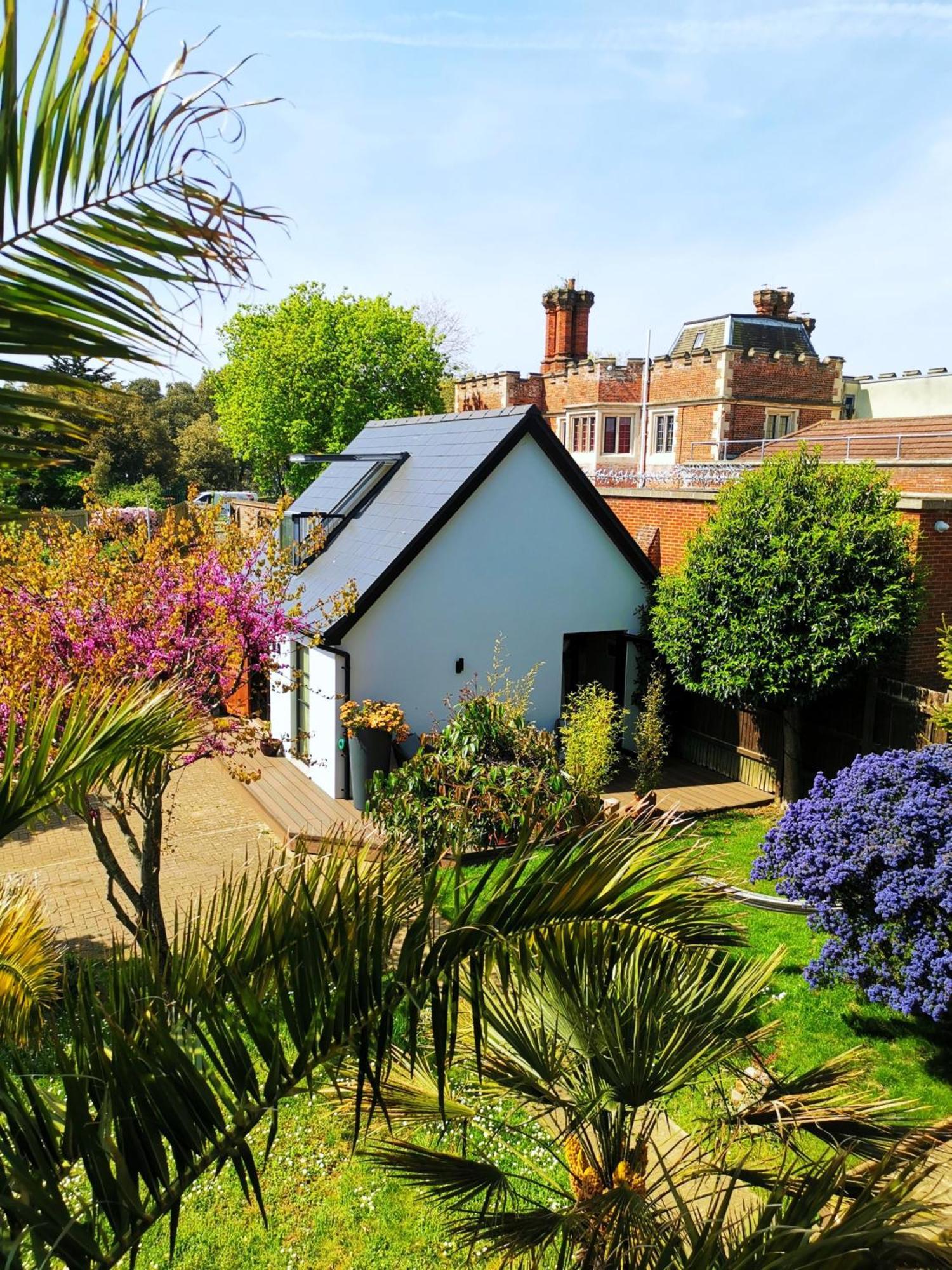 Hastings Casita, 'Little House' Self Contained Garden Lodge, Close To Town And Seafront 外观 照片